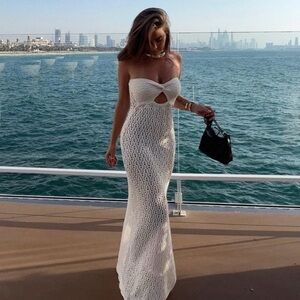 🧜🏻‍♀️ZARA Crochet Knit Maxi Dress🐚